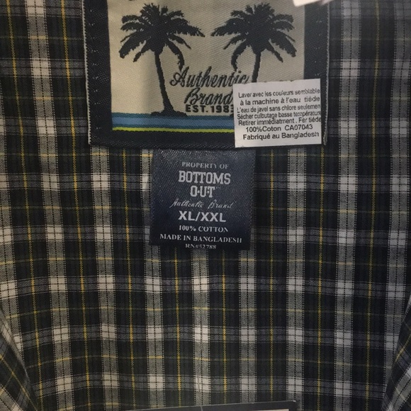 BOTTOMS OUT Men’s Woven Shawl Collar Robe - Picture 7 of 12